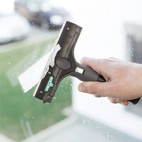 UNGER Grattoir ErgoTec Ninja – Angle réglable 0° à 30°