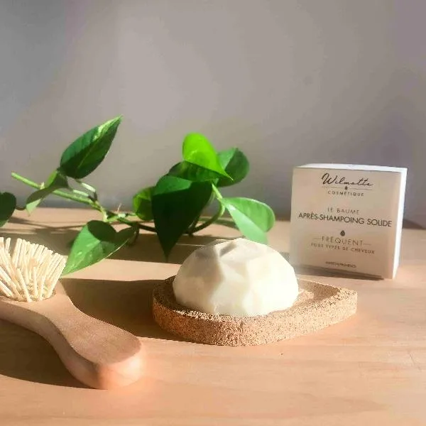 Après-shampoing solide Fréquent à la fleur de Lin