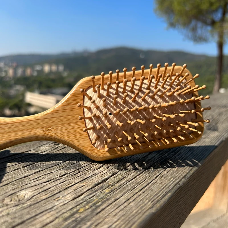 Cepillo de cabello de bambú