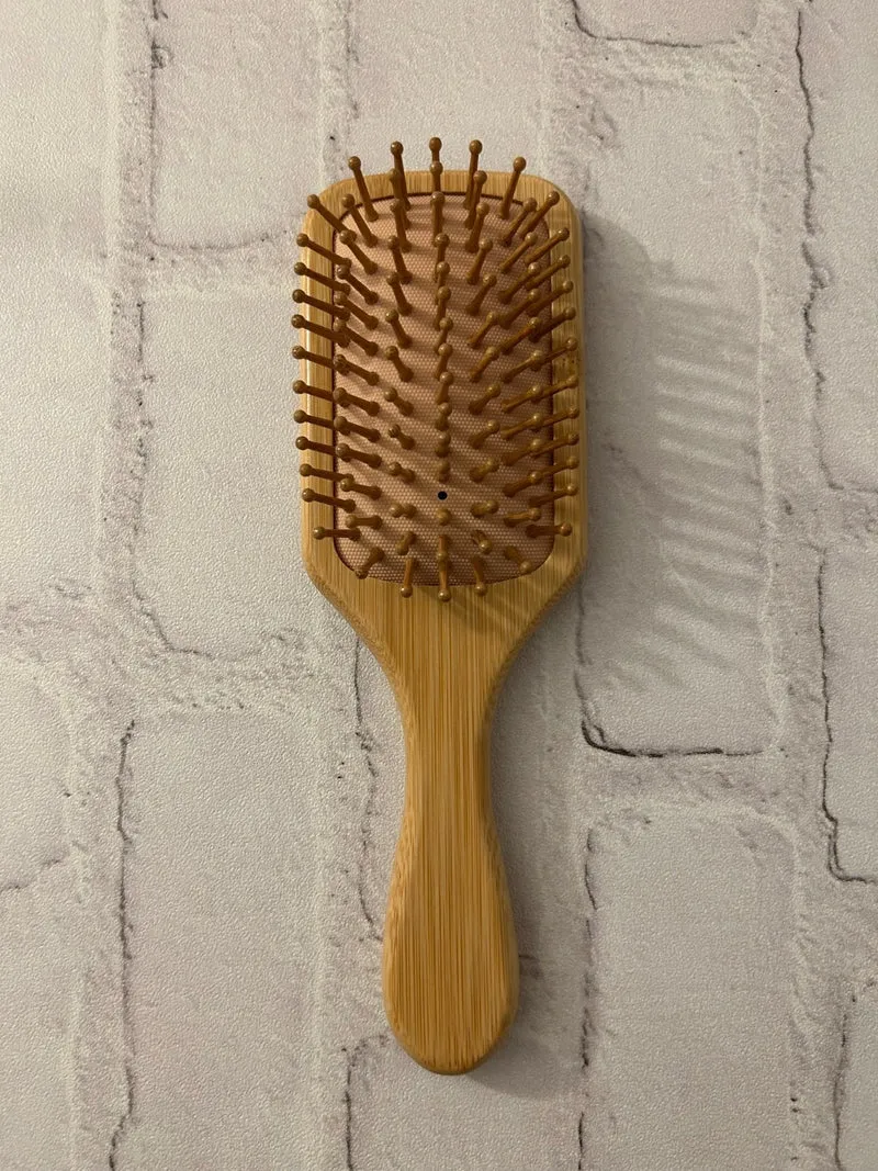 Cepillo de cabello de bambú