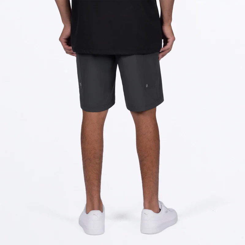 Men's Attack Short 9"