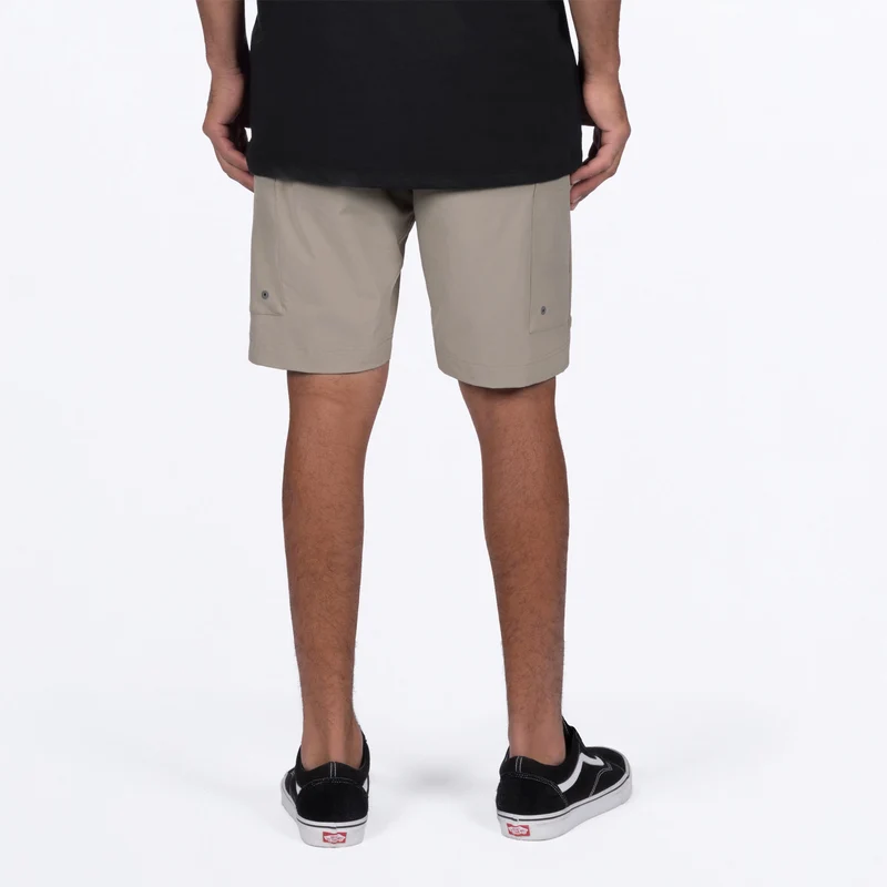 Men's Tech Air Short 9"